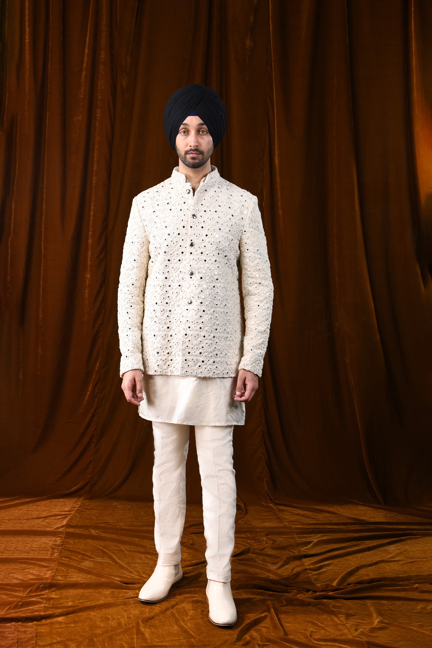 CREST VERTICAL FRENCHKNOT MIRROR KNOTTED BANDHGALA – Kunal Rawal