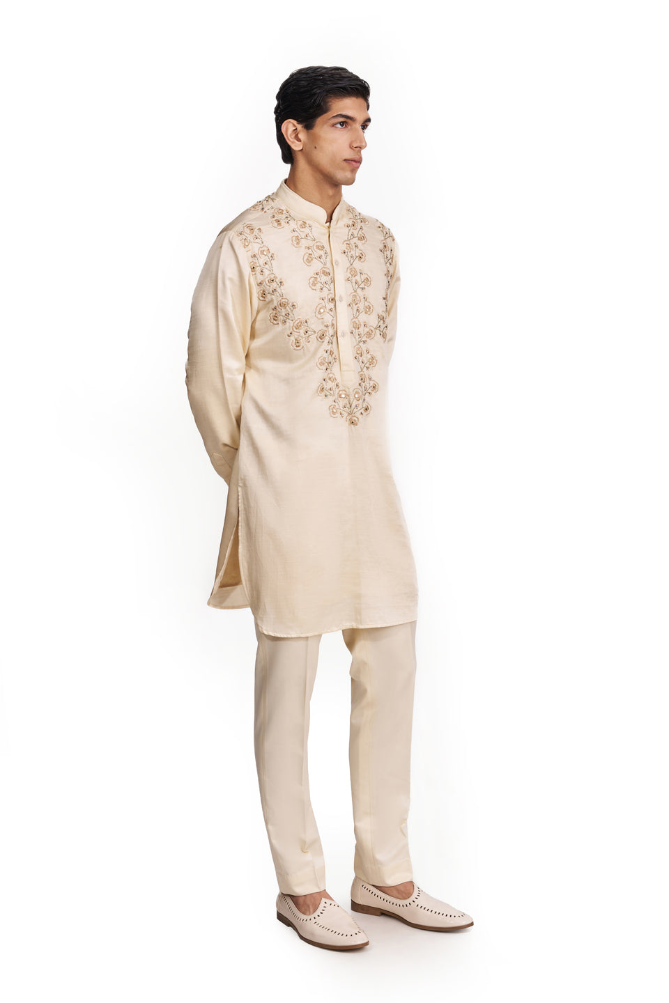  MUSHROOM FLOWER DHUP CHAO YOKE KURTA 