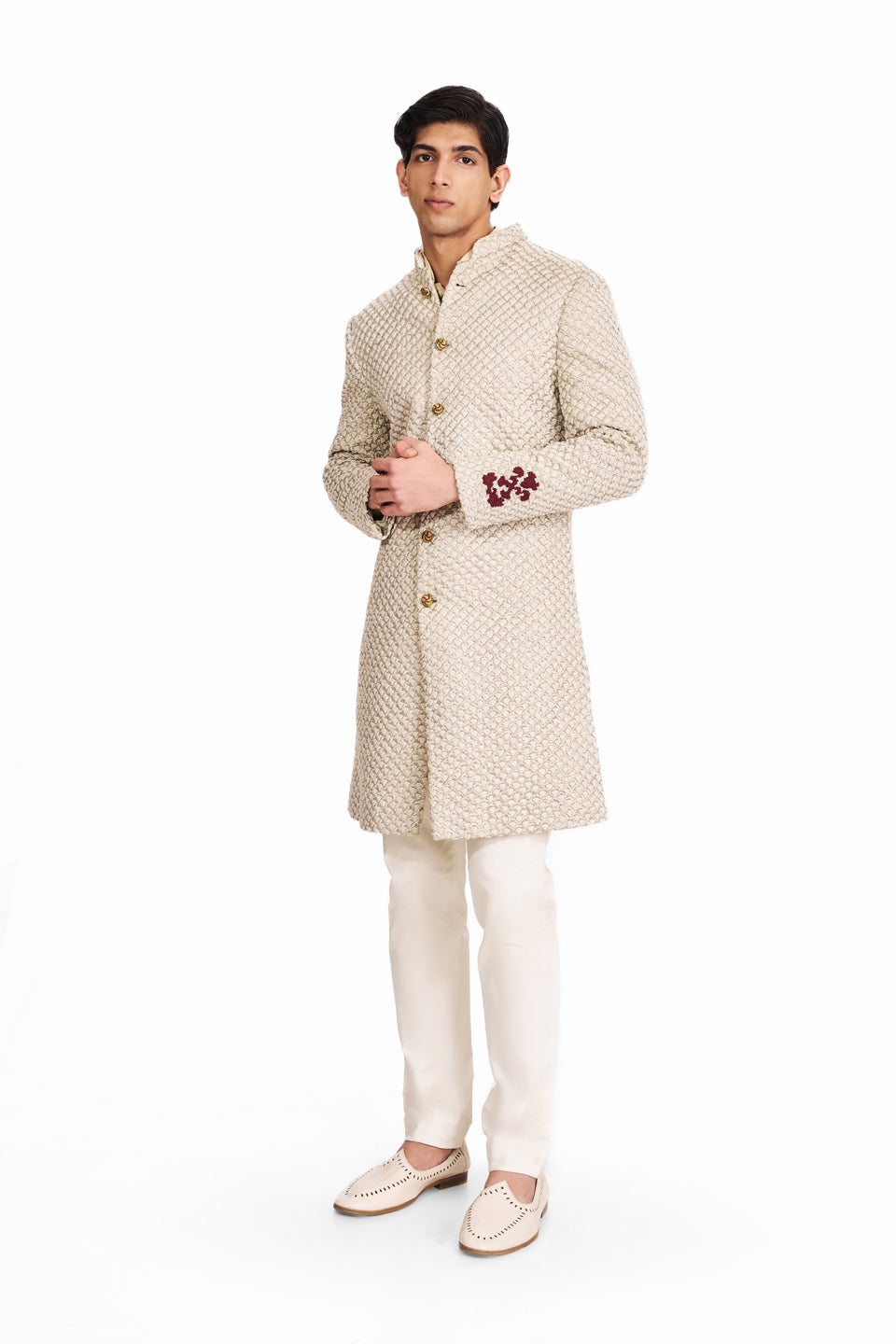 SMALL SCALLOP KNOTTED SHERWANI  