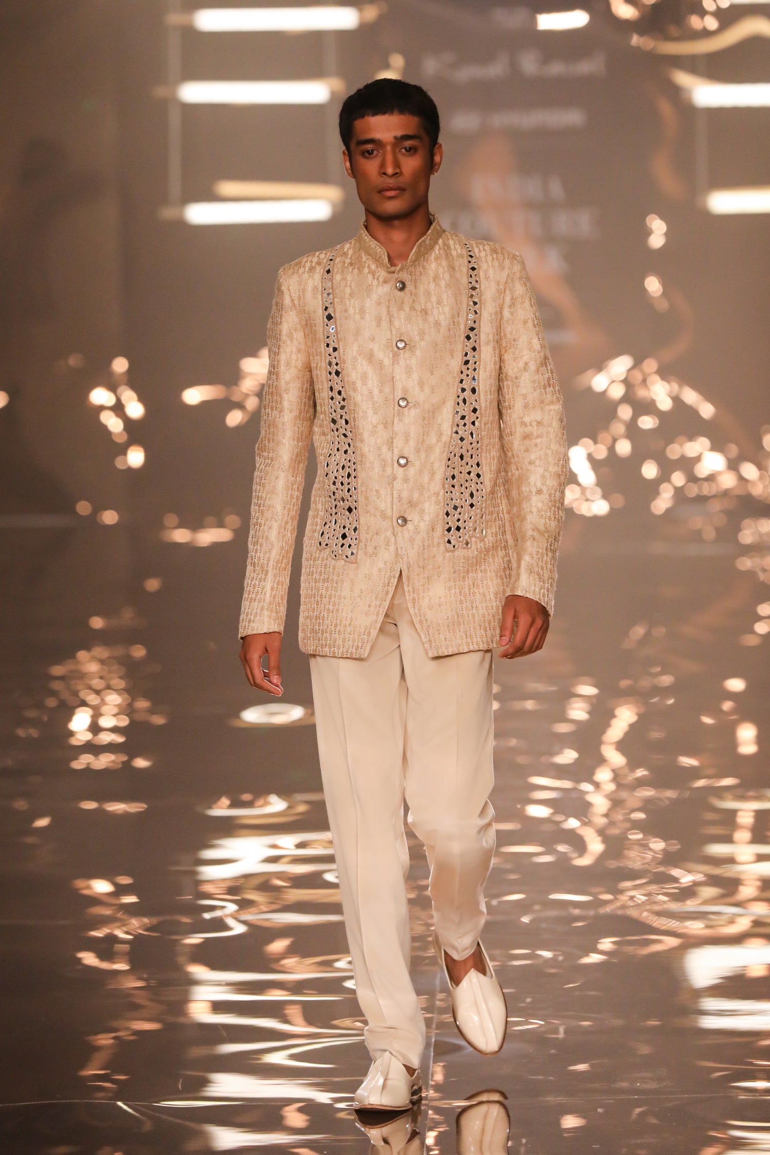 DUAL TONE CACTUS MINIMALISTIC THREADWORK BANDHGALA  