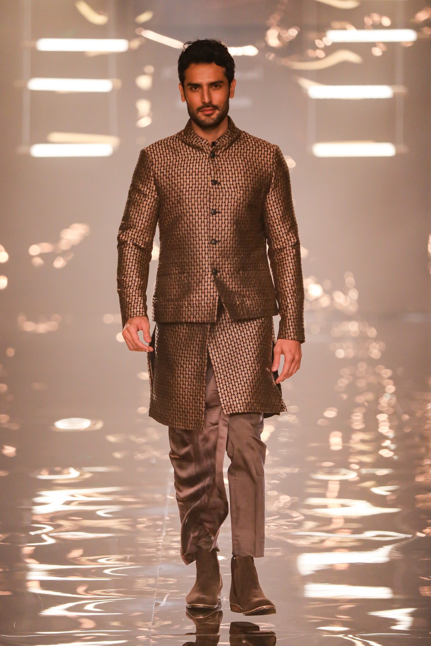 CACTUS THREADWORK KURTA  CACTUS THREADWORK KURTA