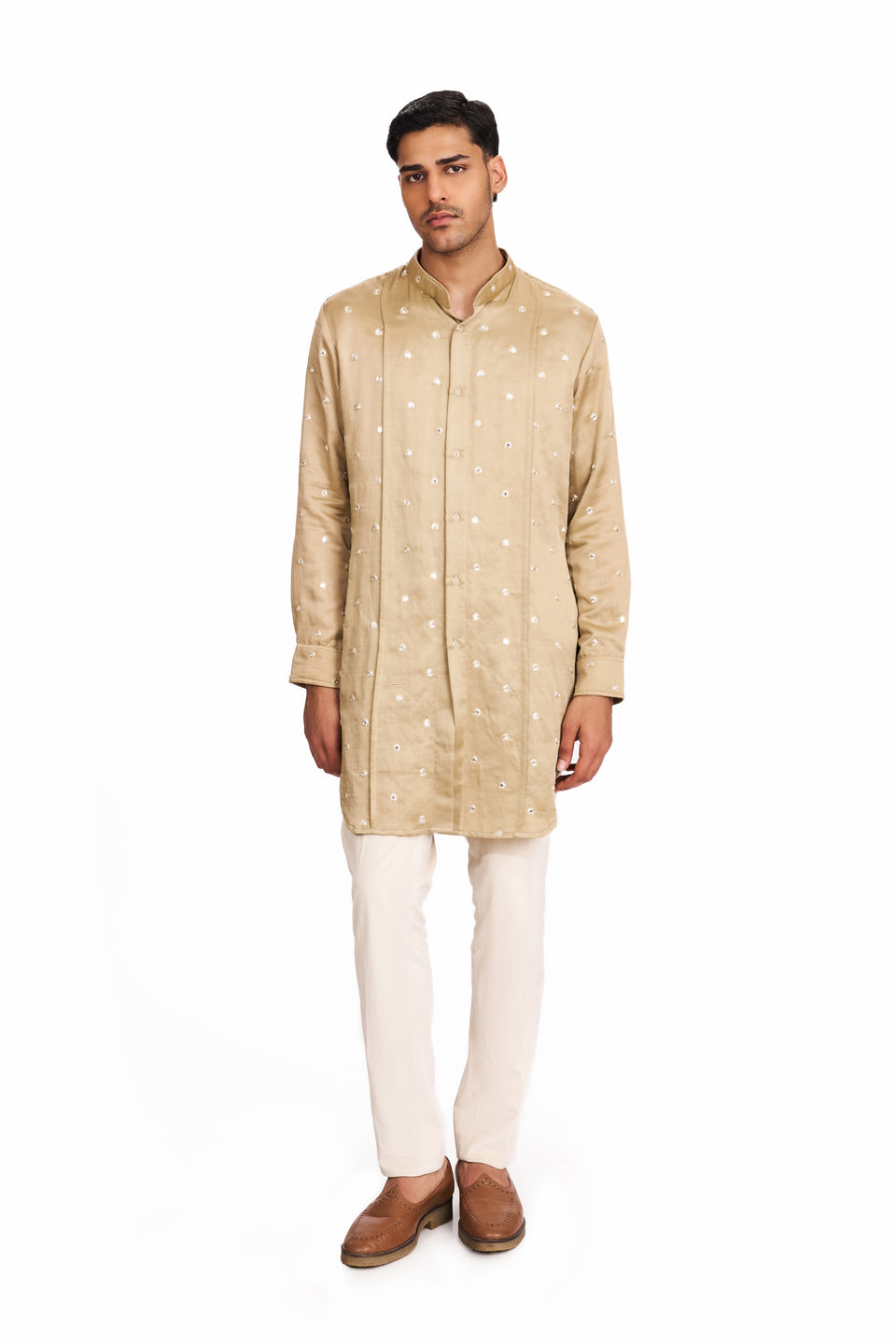  OUTSPREAD MIRROR HIGHLIGHTED PANNELED KURTA 