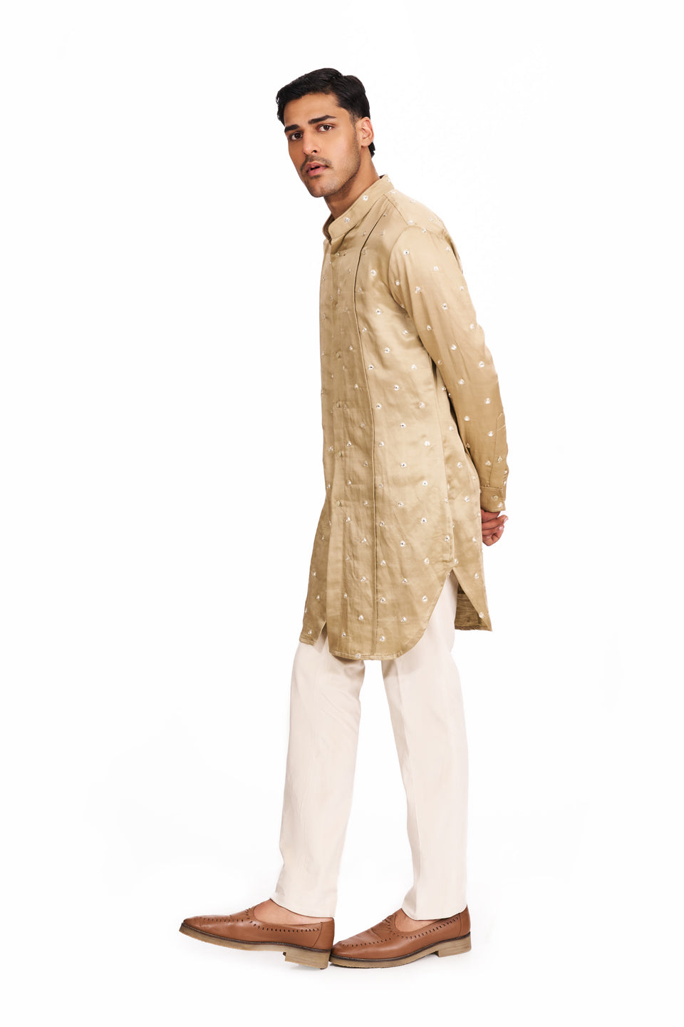OUTSPREAD MIRROR HIGHLIGHTED PANNELED KURTA  
