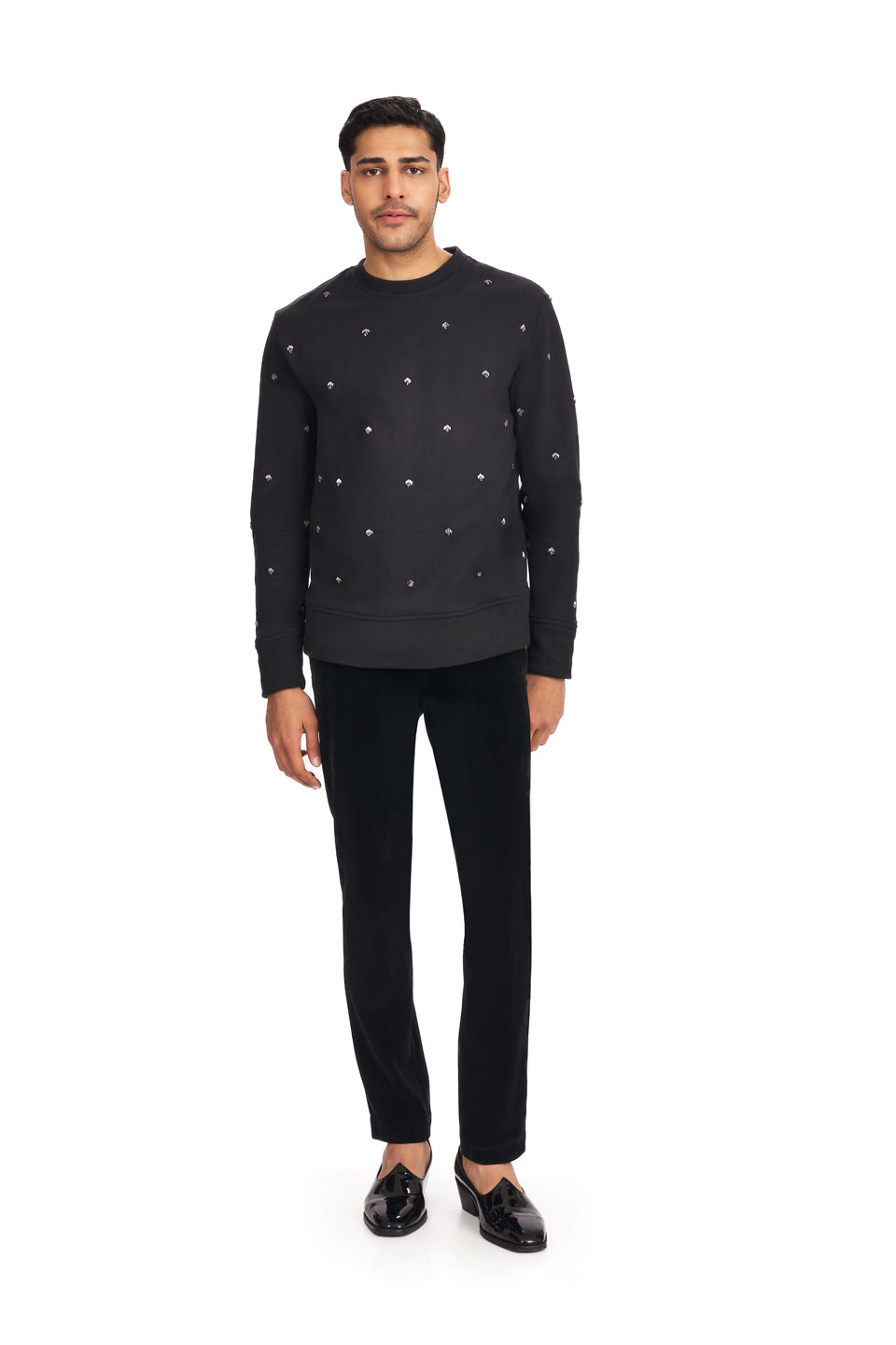  OUTSPREAD BOM ARROW HIGHLIGHTED SWEAT SHIRT 