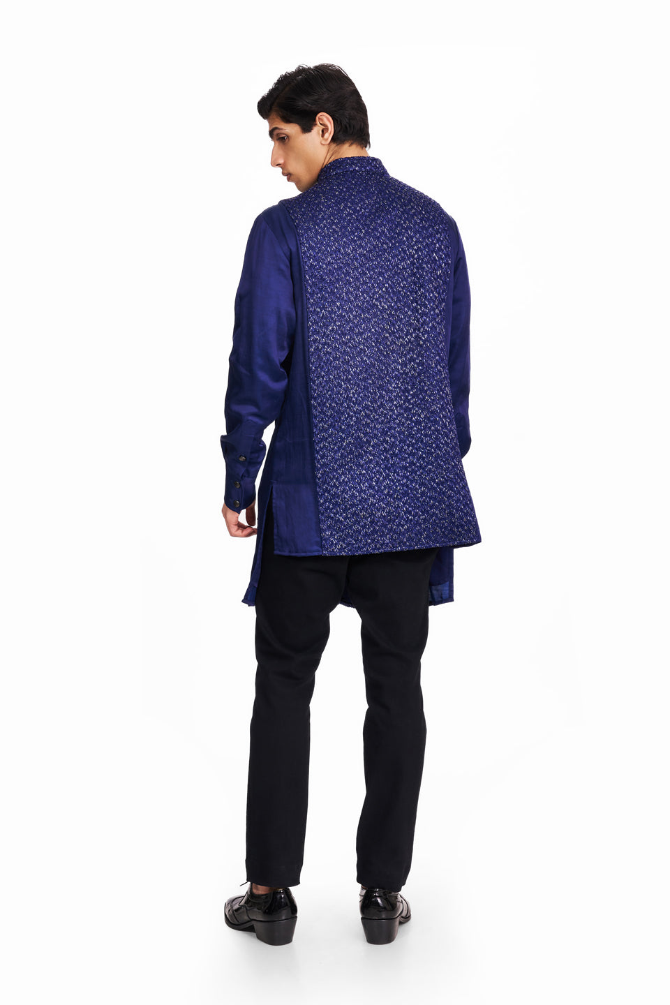 SHINY TREE CENTER BIB EMBROIDERED KURTA  