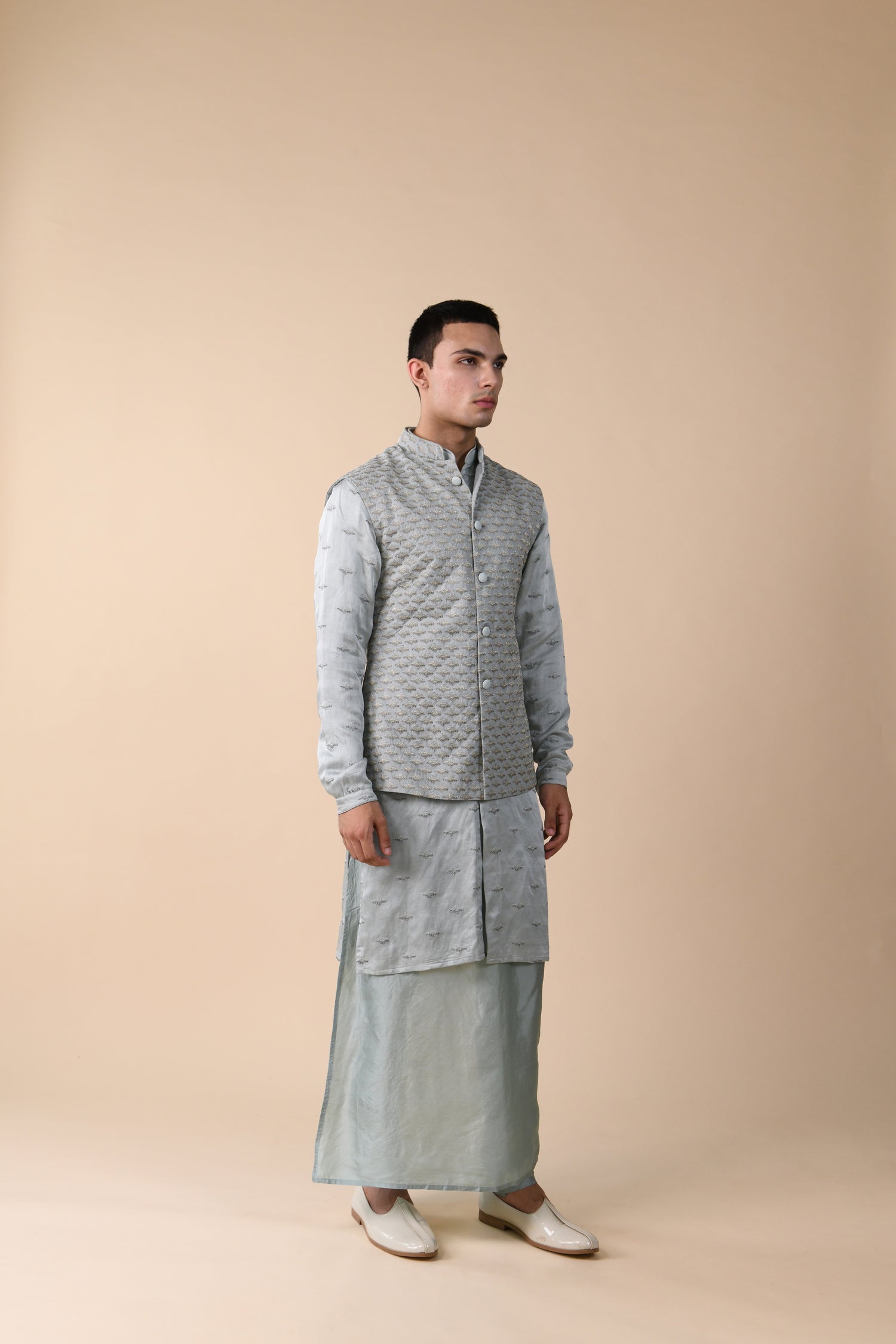 OUTSPREAD LAMP OMBRE ICE BLUE KURTA  
