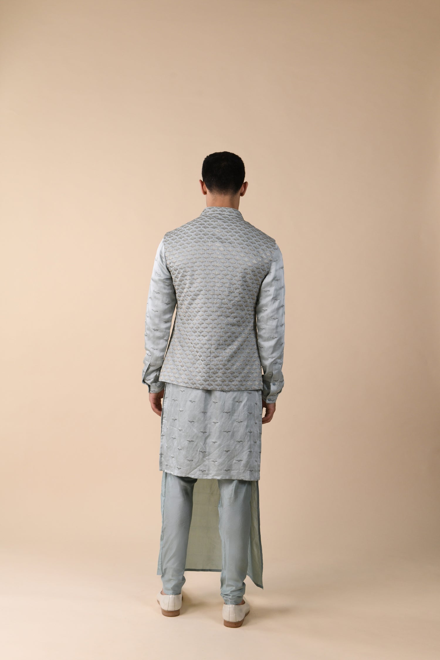 OUTSPREAD LAMP OMBRE ICE BLUE KURTA  