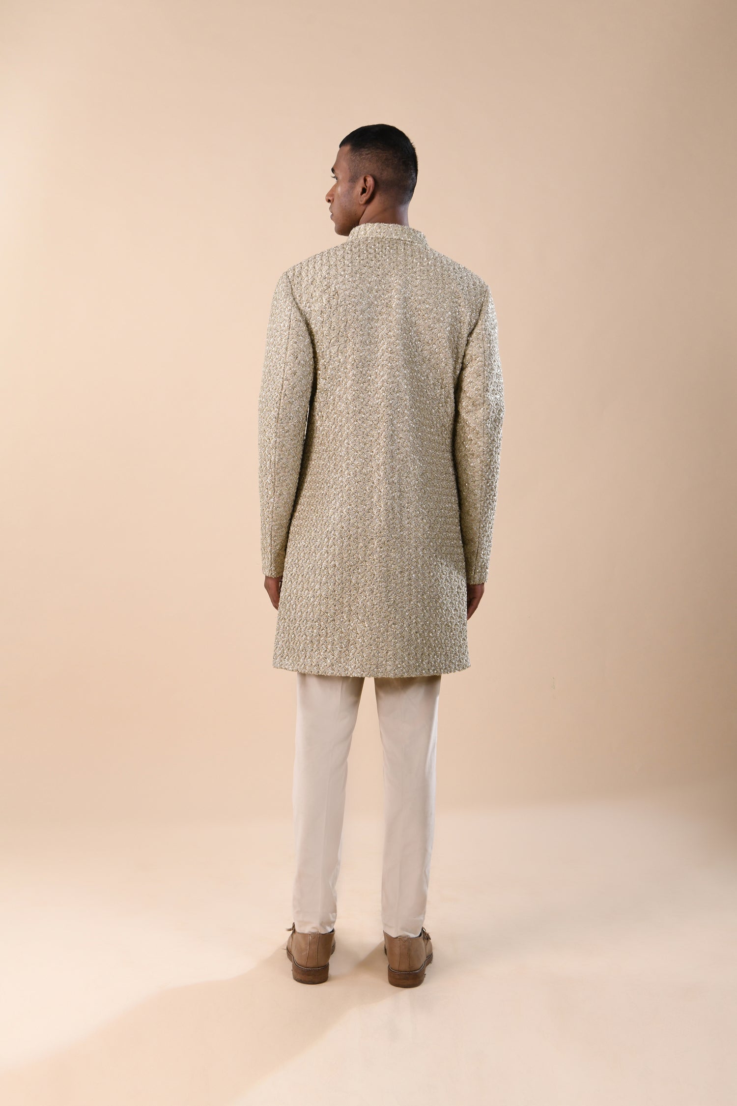 MESH THREAD HIGHLIGHTED MOCK LAYER GOLD JACKET  