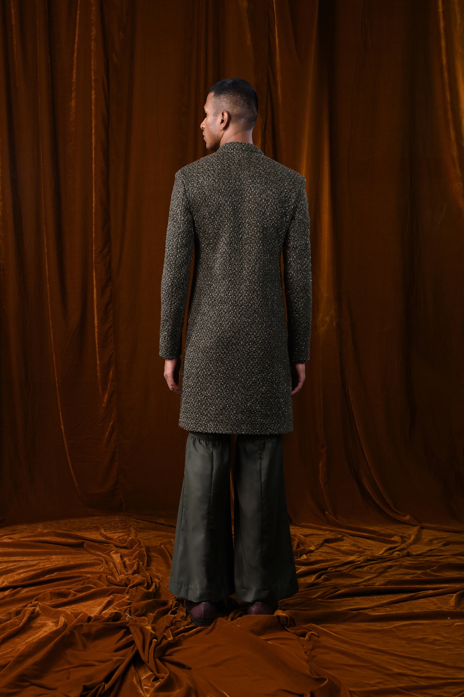 SHINY TREE HIGHLIGHTED JACKET  