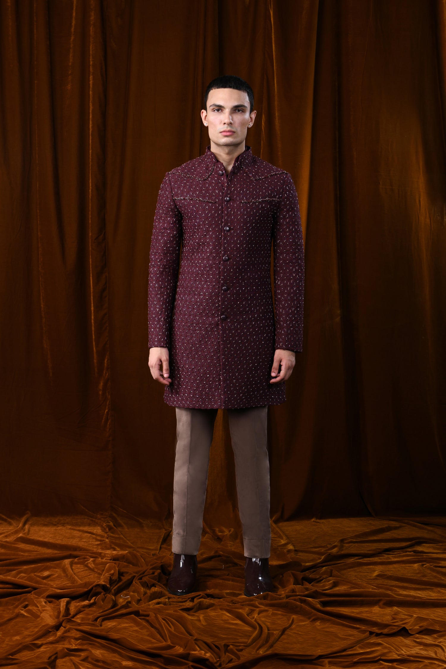  Y FLAT HIGHLIGHTED WITH YOKE DETAIL WINE JACKET 