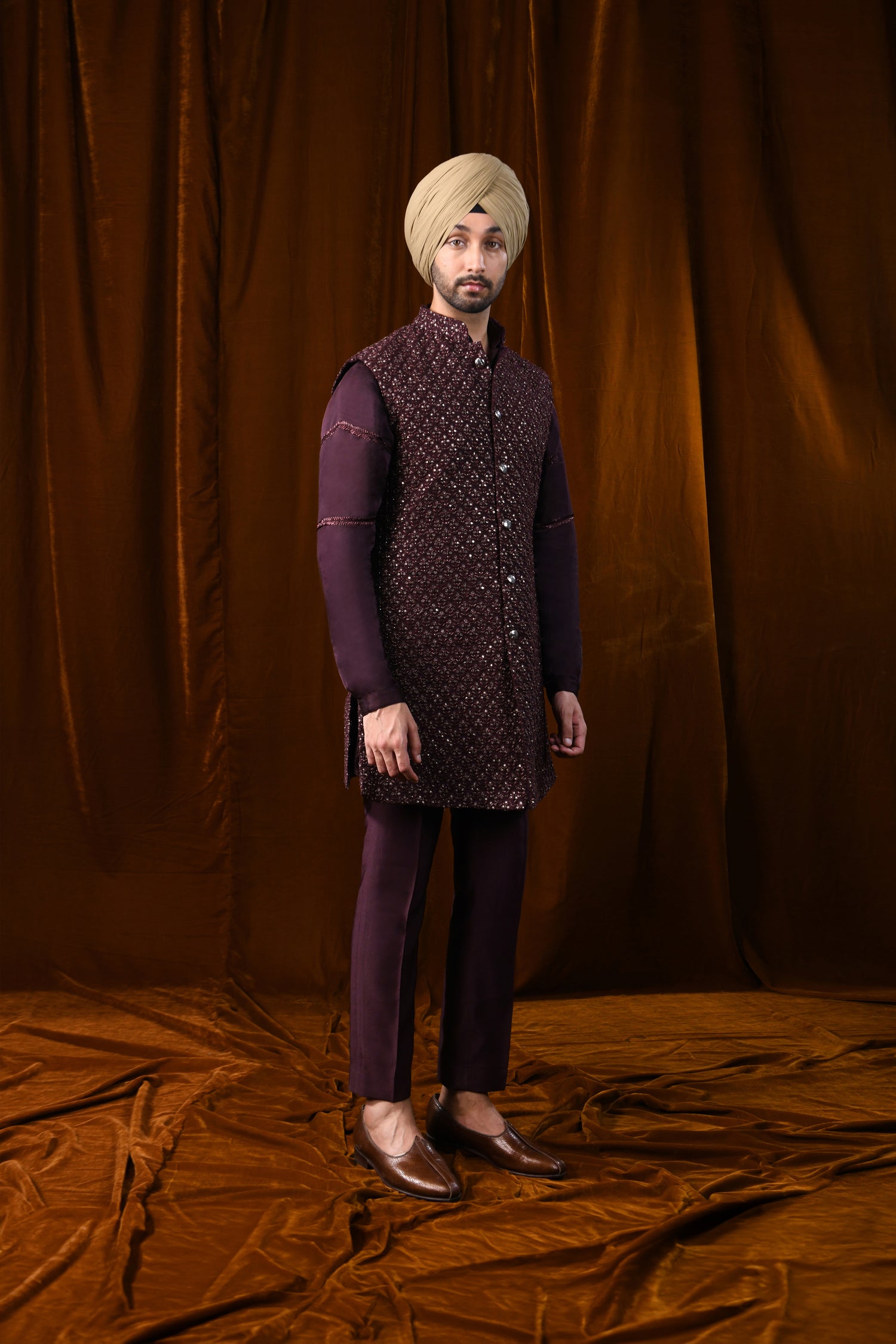 BIG PLANT MIRROR HIGHLIGHTED LONG SLEEVELESS WINE JACKET  