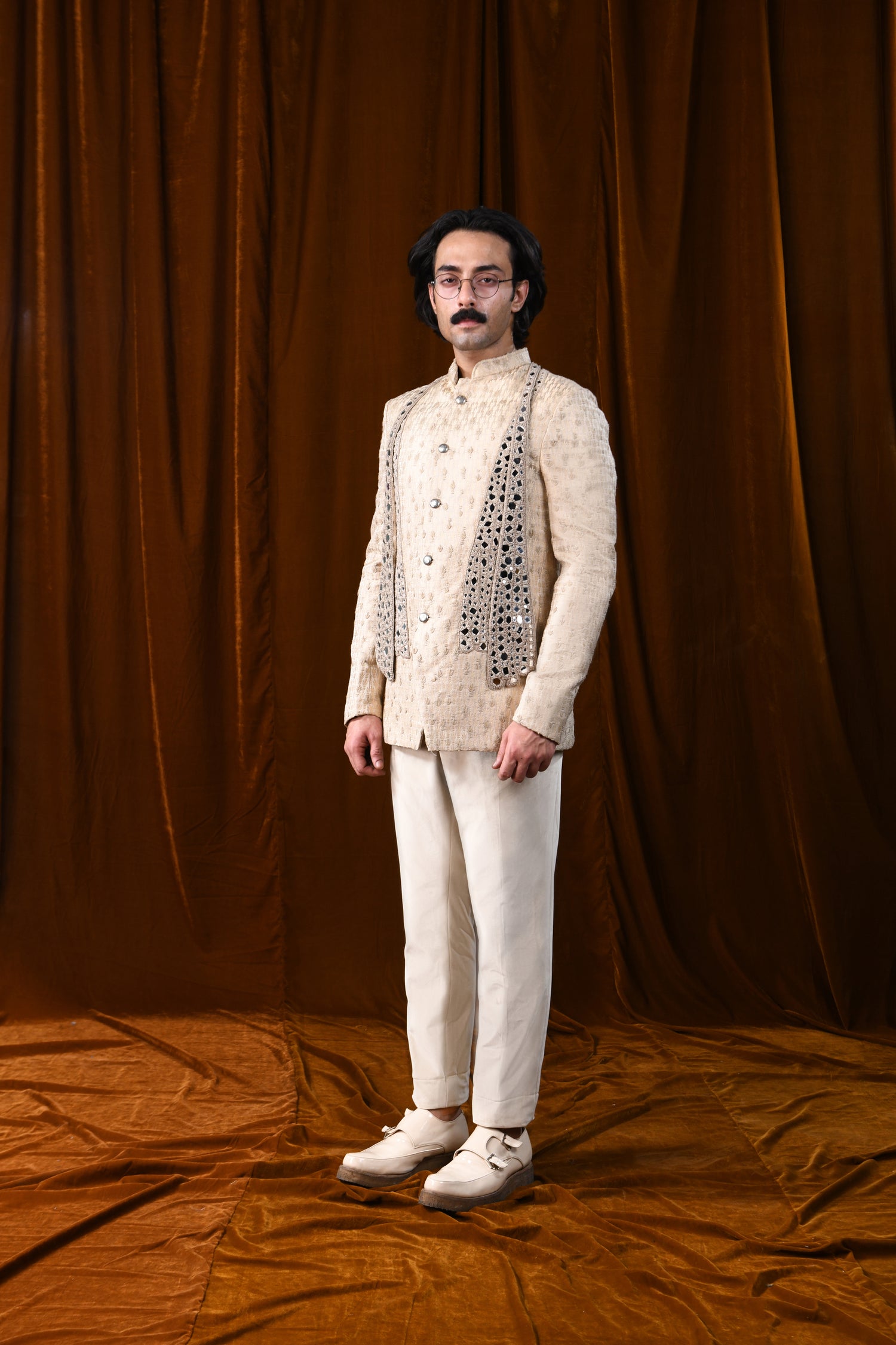 DUAL TONE CACTUS MINIMALISTIC THREADWORK BANDHGALA  