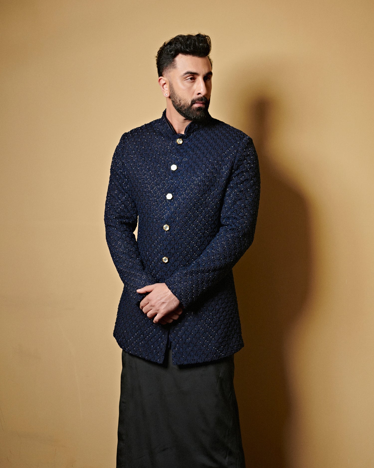 COCONUT KNOTTED HIGHLIGHTED JACKET  