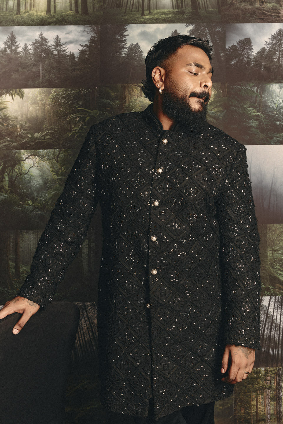 Highlighted checkered Kundan Sherwani  