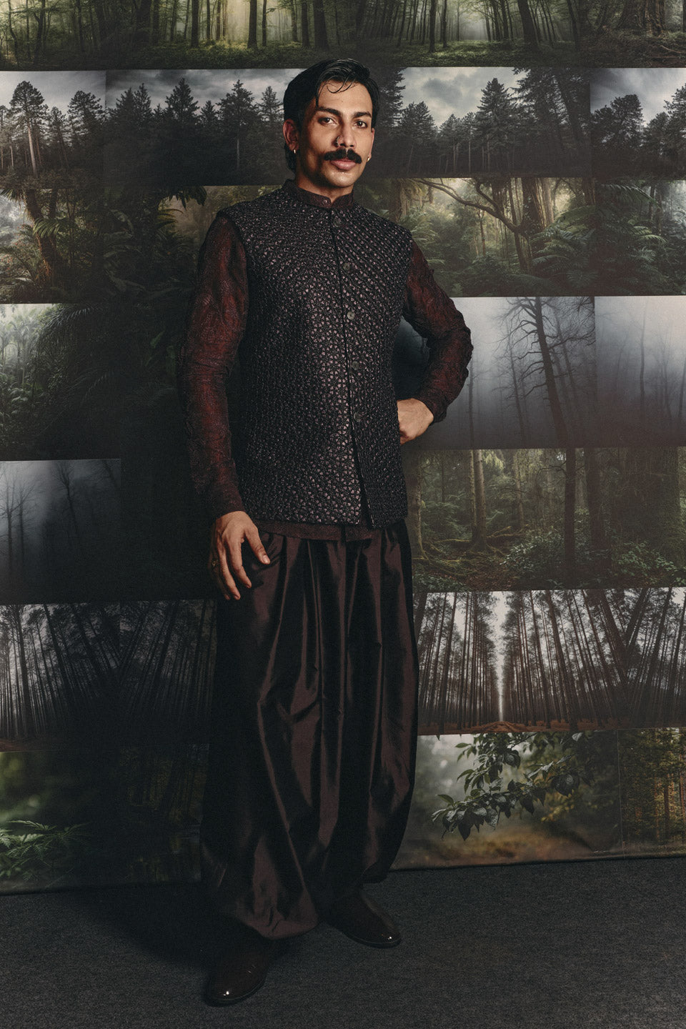 Collarless Mesh Bandi  