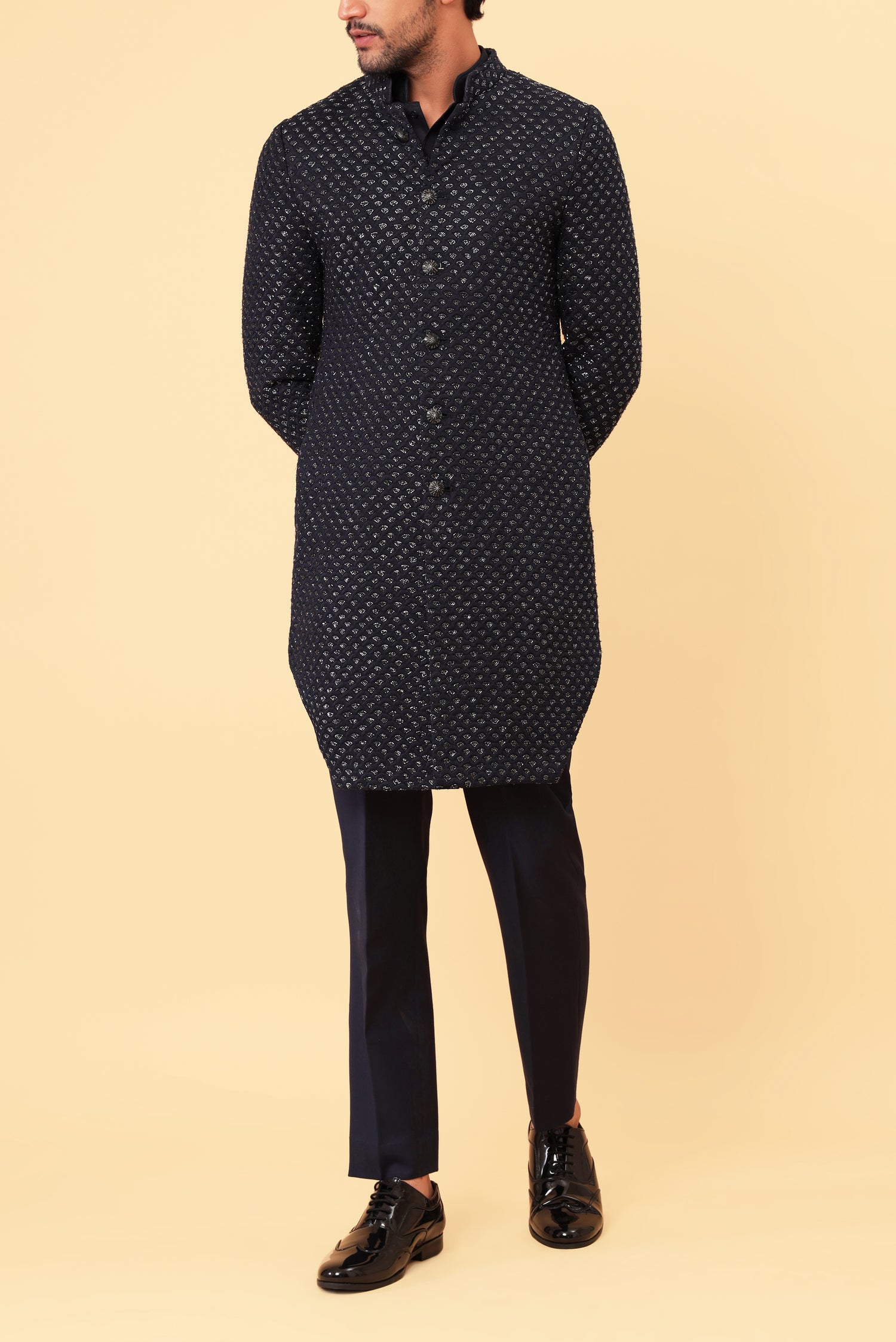 SMALL SCALLOP HIGHLIGHTED NAVY JACKET  