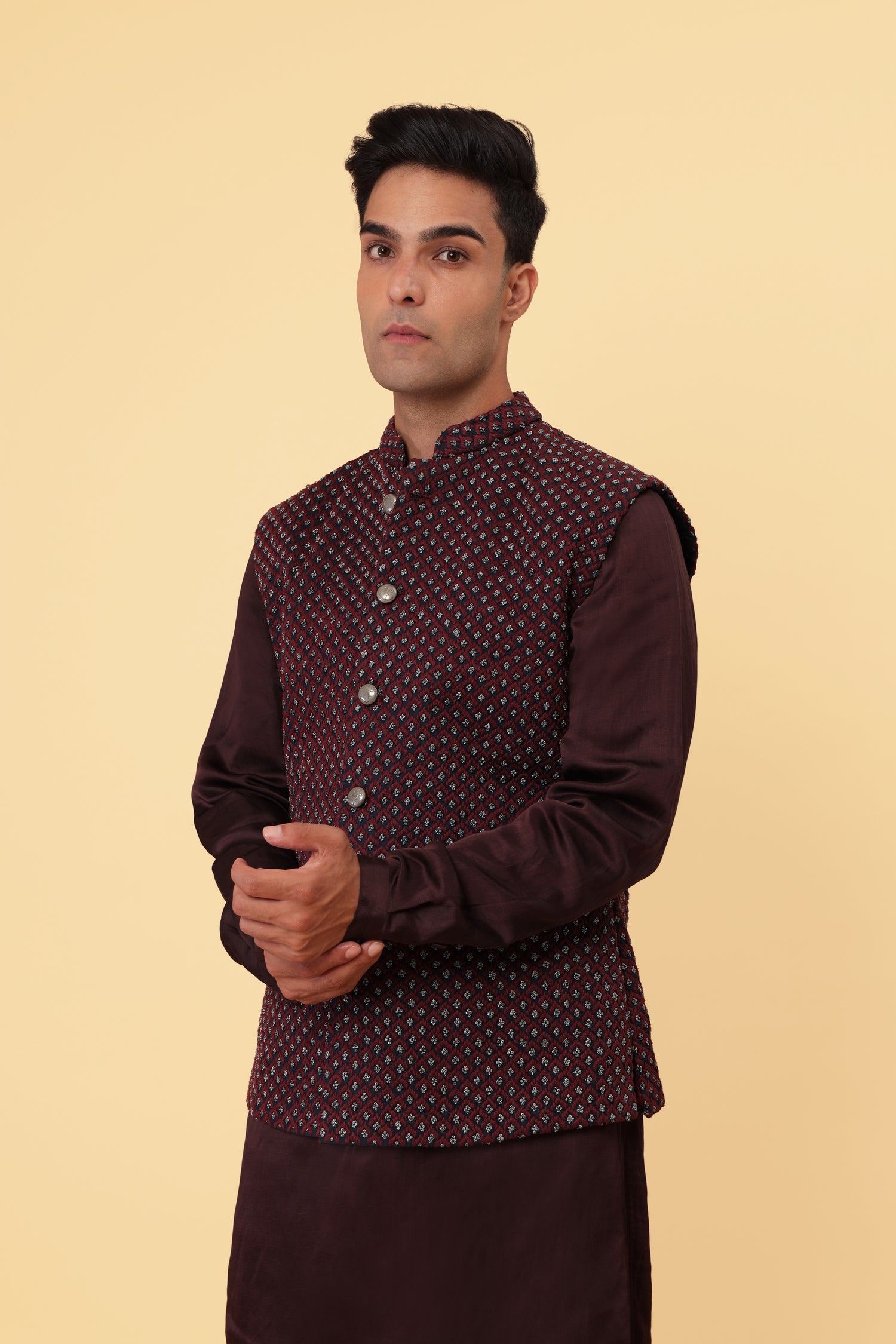 BOM ARROW LUREX KNOTTED SLEEVELESS JACKET  