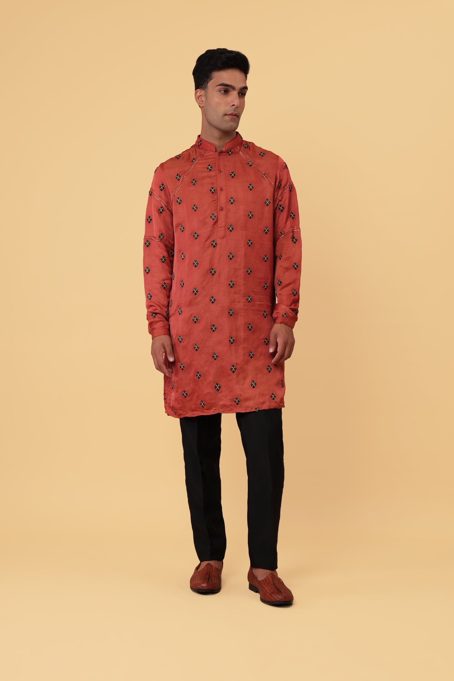  ARGYLE MOTIF RUST KURTA 