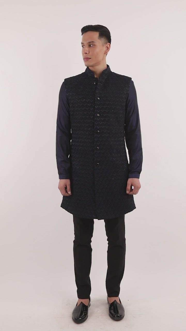 N. SCALLOP HIGHLIGHTED SLEEVELESS JACKET  