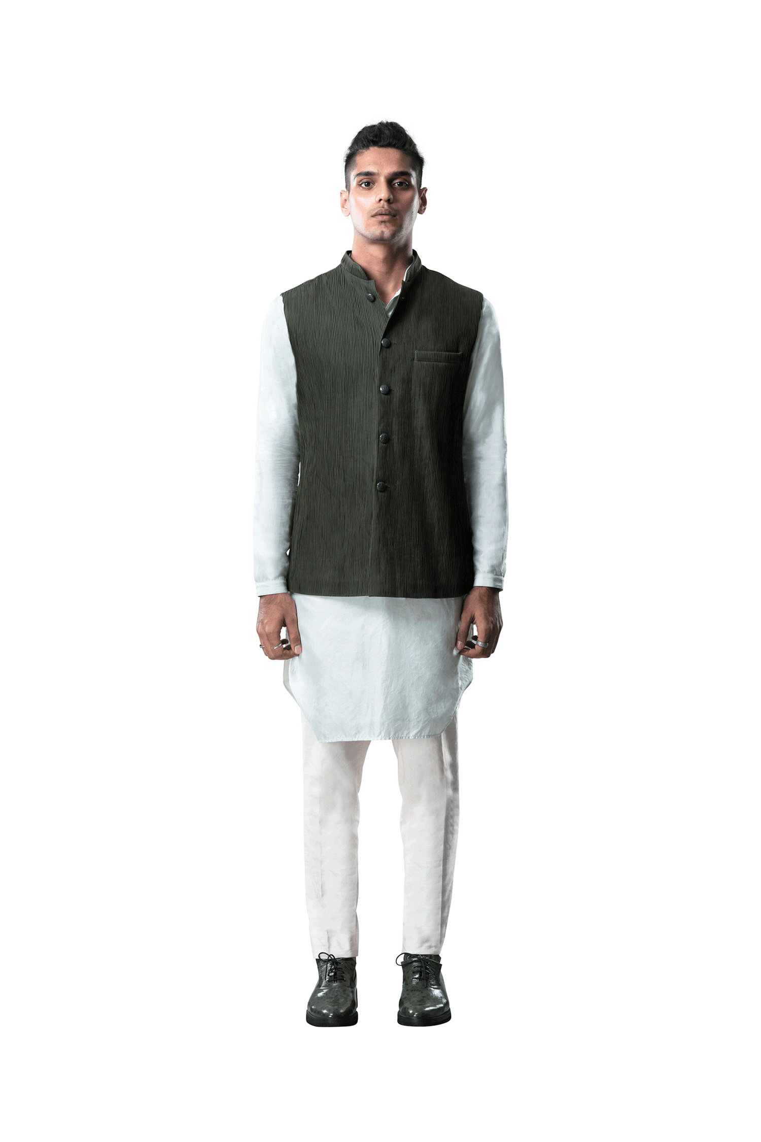  PINTUCKED SLEEVELESS JACKET 