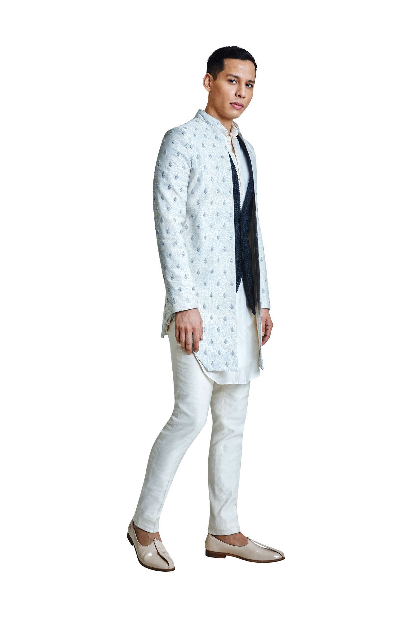 TEXTURED FIRE VERTICAL LEAF MOCK LAYER JACKET  