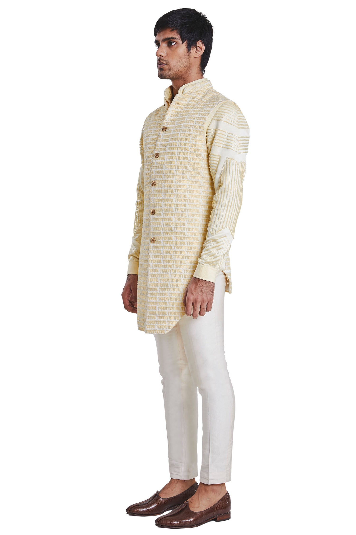 TRADITIONAL FLAT SLEEVELESS LONG KOTI  