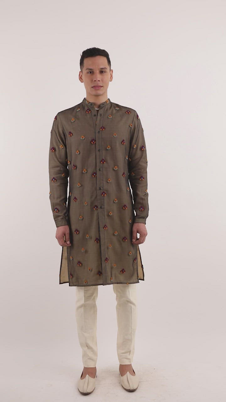 POTTED PLANT TWO SIZED KNOTTED KURTA  