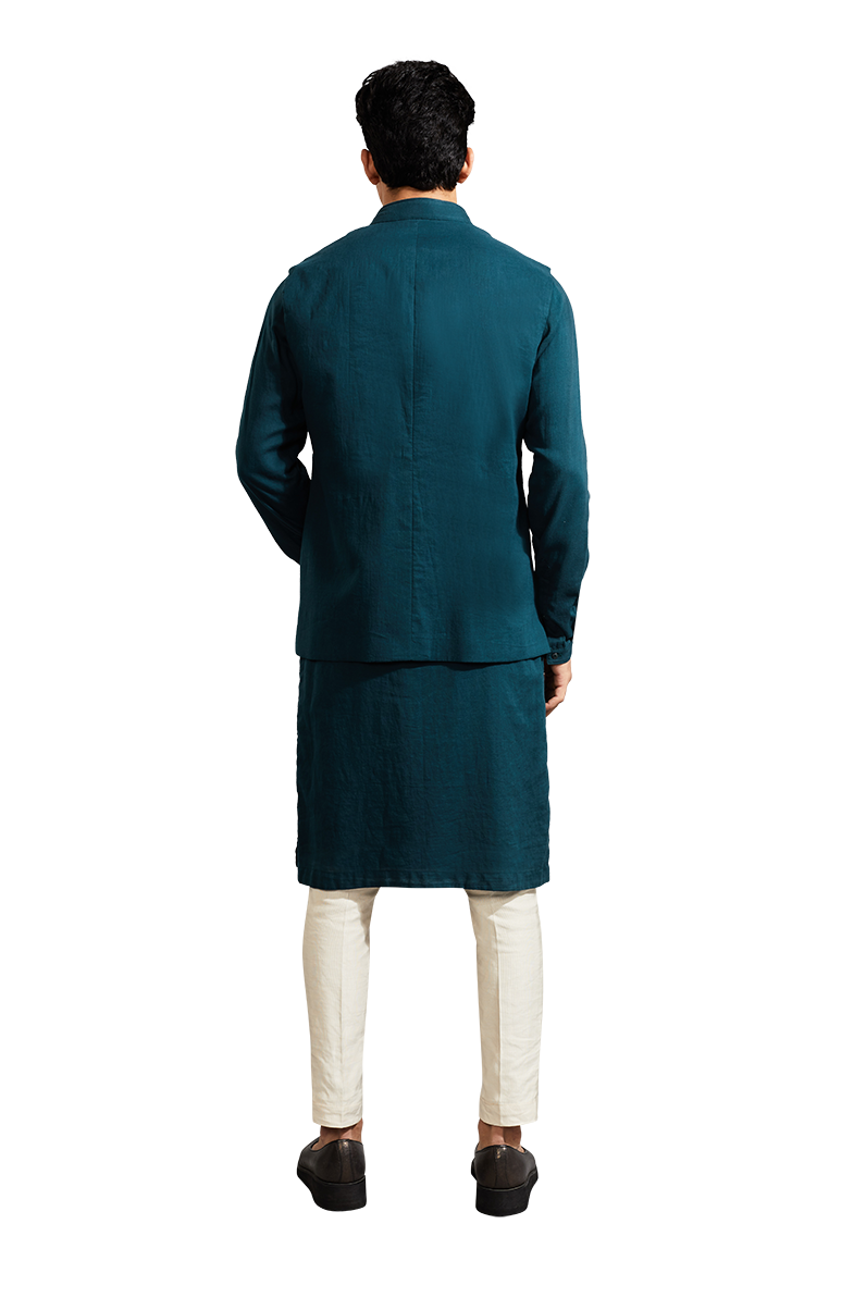 PLAIN SLEEVELESS JACKET  