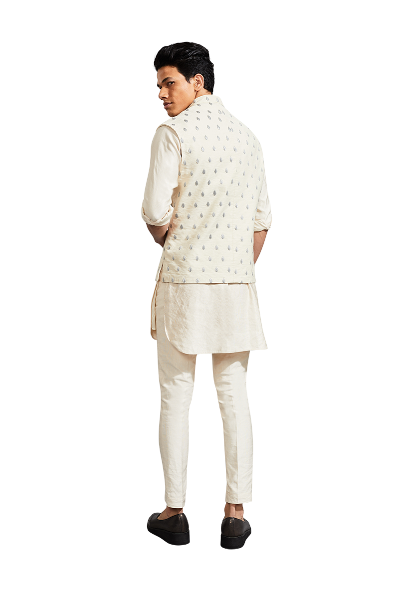 FIRE THREAD SLEEVELESS JACKET  