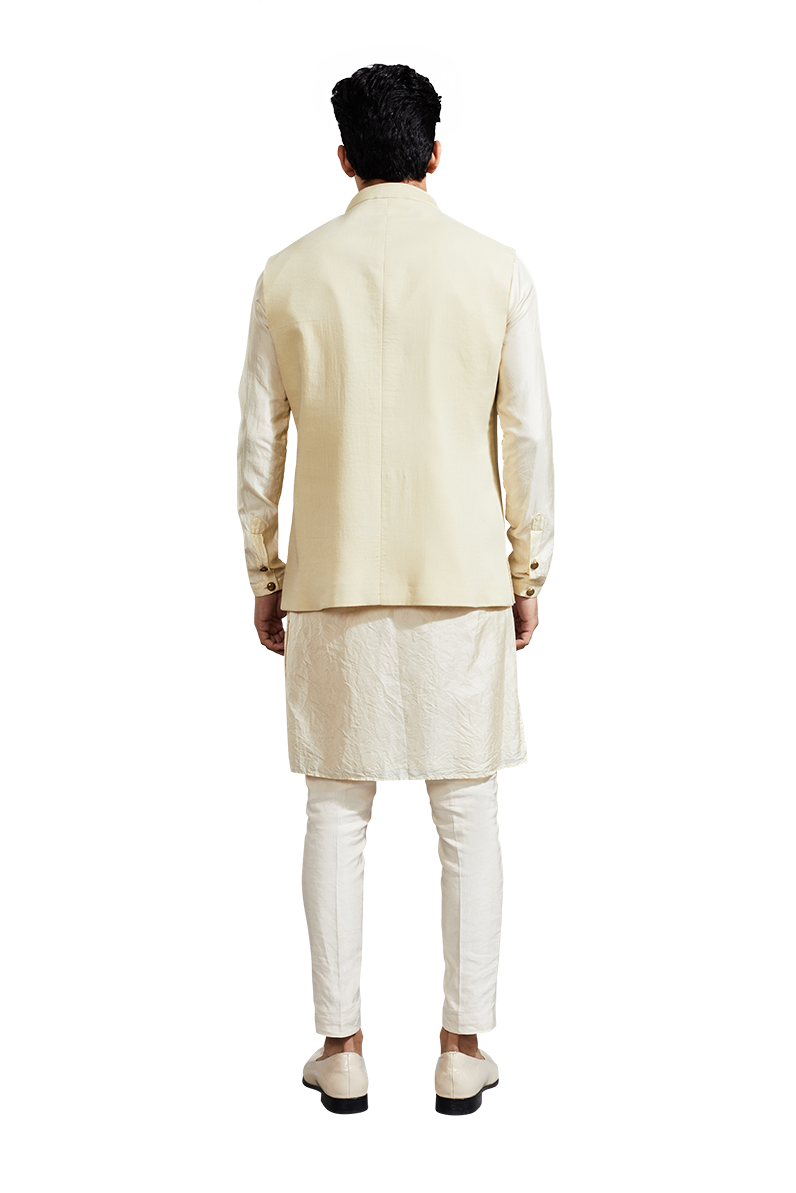 PLAIN SLEEVELESS SHORT KOTI  