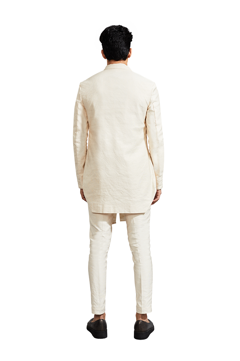 PLAIN TEXTURED WITH PRINTED INNER MOCK LAYER JACKET  