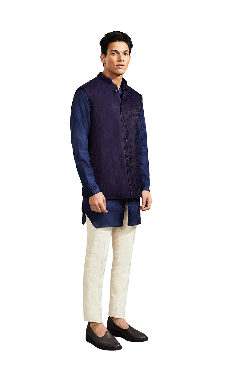 PINTUCKED SLEEVELESS JACKET  