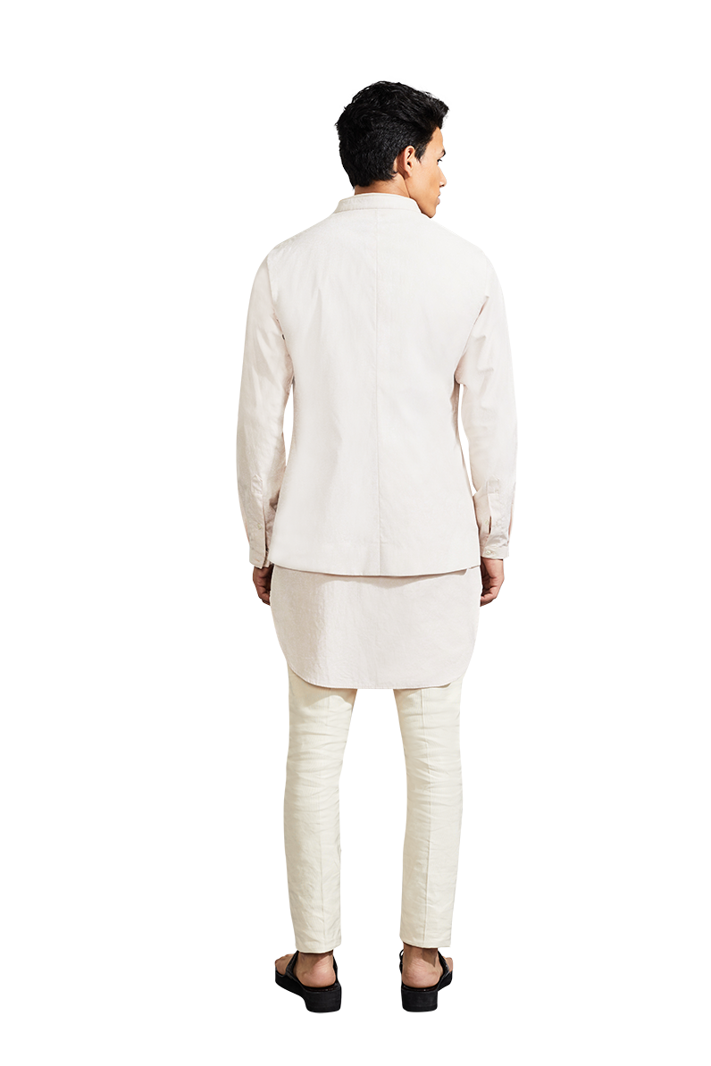 PLAIN SLEEVELESS SHORT KOTI  